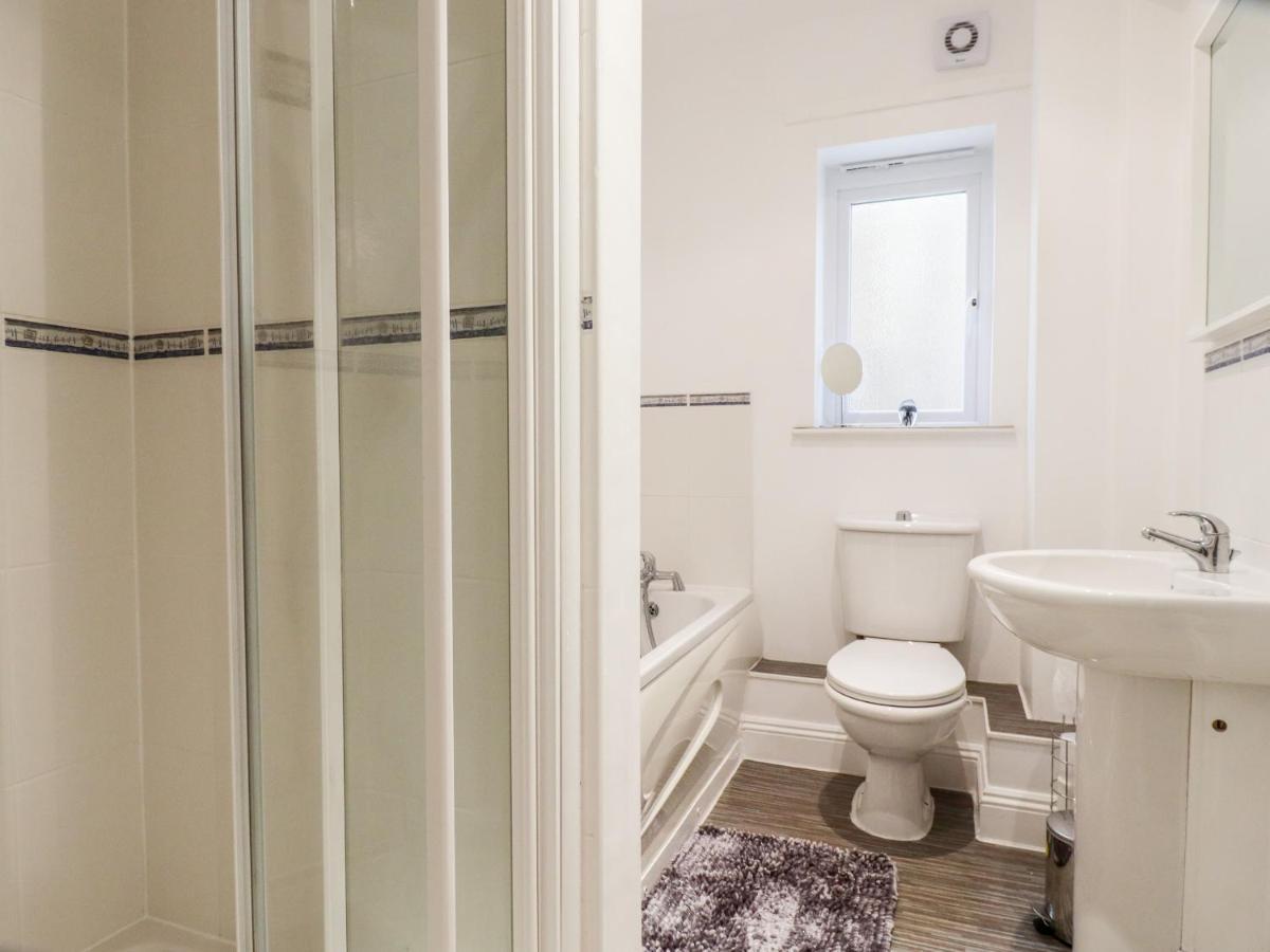 Flat 2 Apartment Newquay  Bagian luar foto