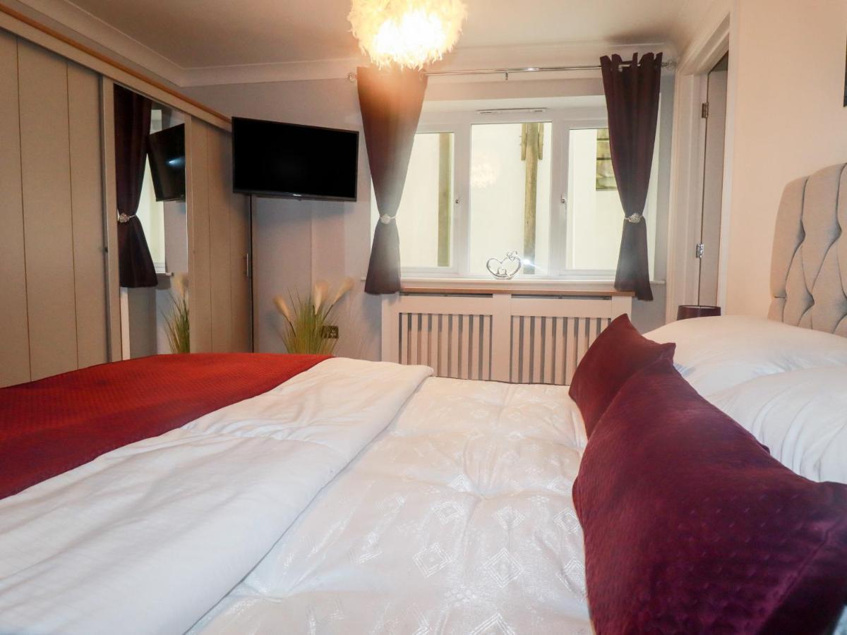 Flat 2 Apartment Newquay  Bagian luar foto